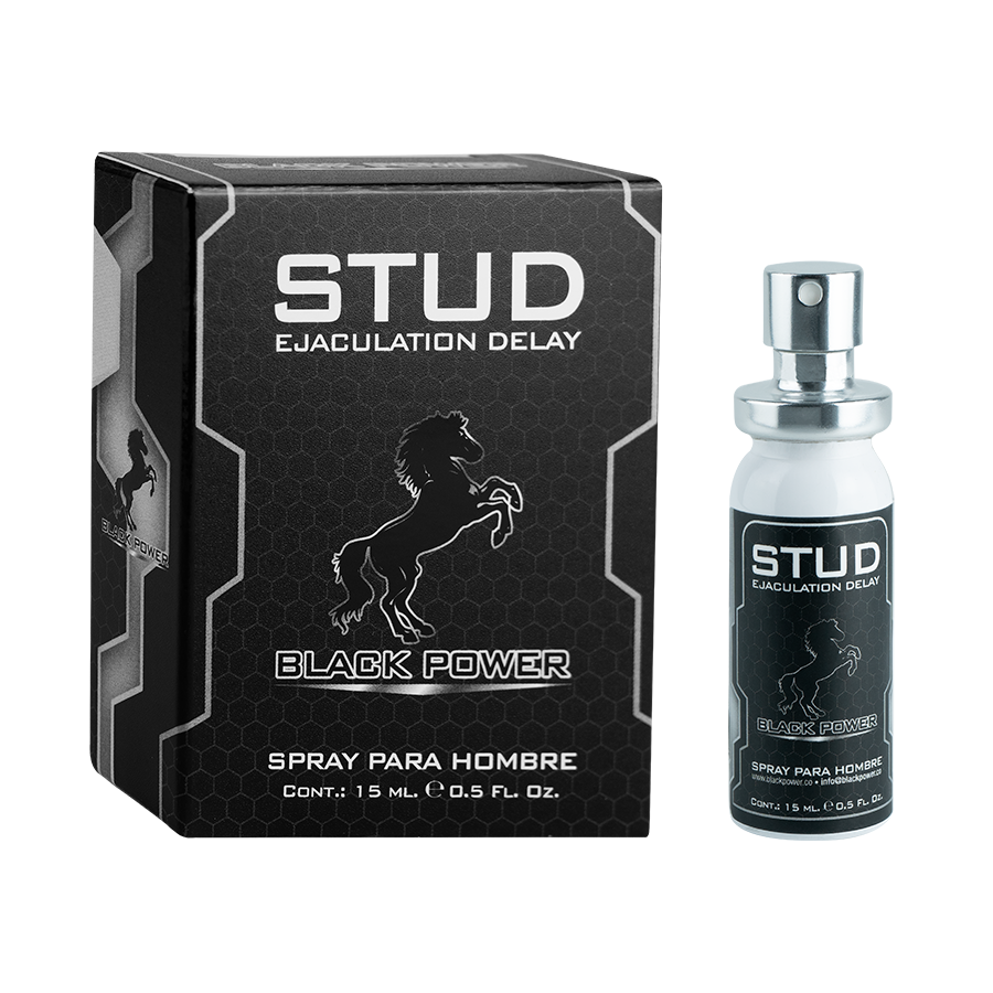 Vista frontal del producto Stud Spray Black Power con su caja de presentación en negro y detalles metálicos.