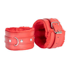 Cargar imagen en el visor de la galería, Esposas Bondage de Muñeca Red Teddy